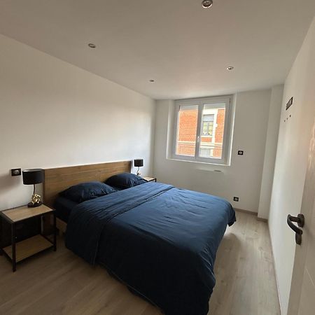 Appartement De Adrien Garage Prive Charleville-Mézières Exteriör bild