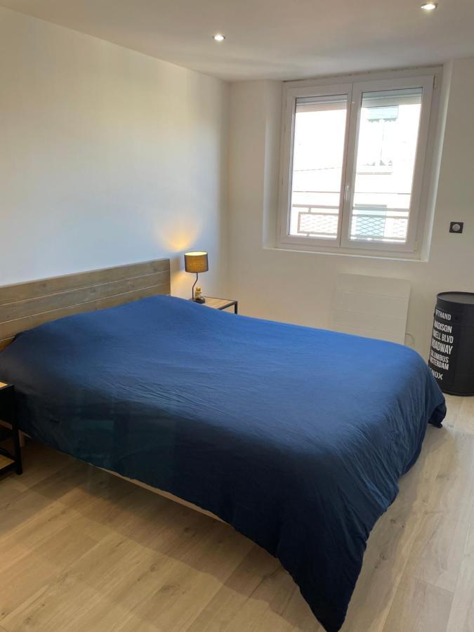 Appartement De Adrien Garage Prive Charleville-Mézières Exteriör bild
